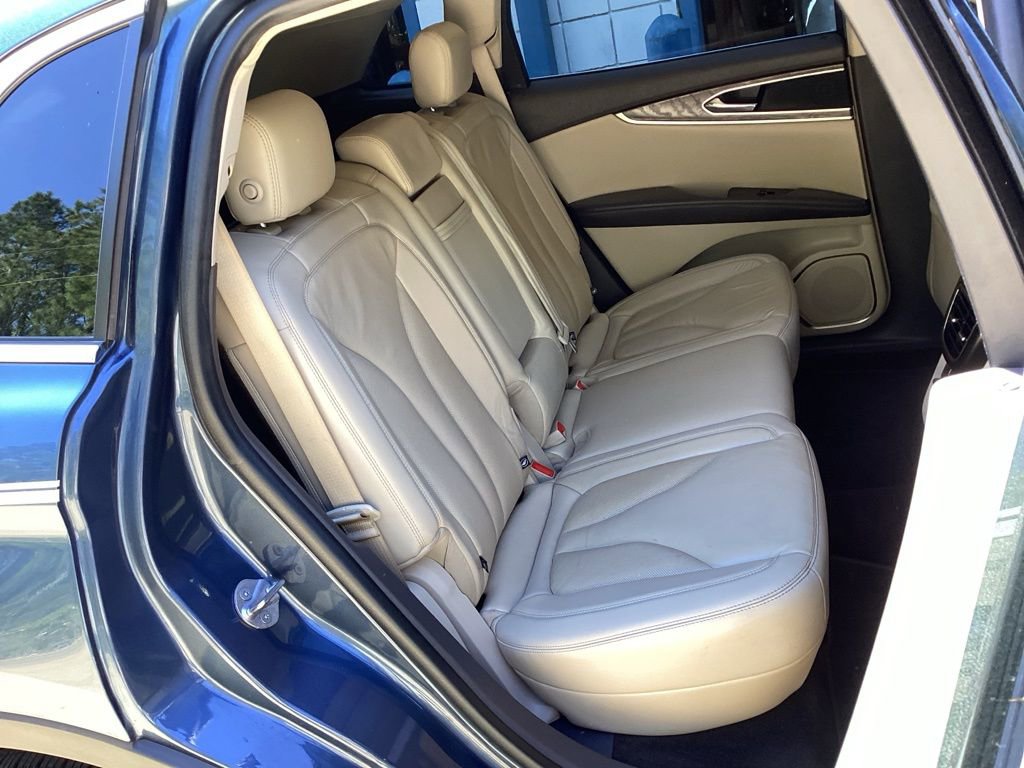 Used 2019 Lincoln Nautilus Select image 36