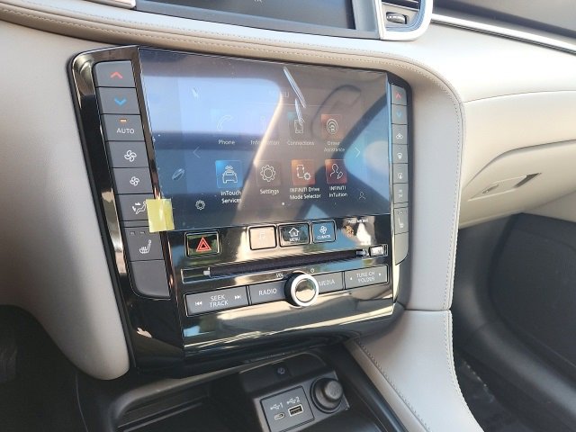 Used 2025 INFINITI QX50 Luxe image 29