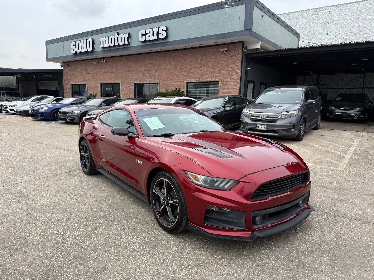 Used 2016 Ford Mustang GT Premium w/ Enhanced Security Package RWD image 4