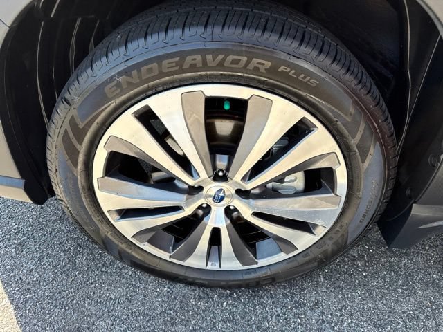 Used 2022 Subaru Ascent Limited w/ Technology Package AWD/4WD image 13