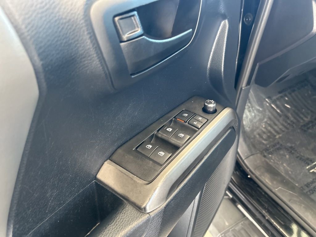 Used 2017 Toyota Tacoma SR5 w/ Tow Package image 34