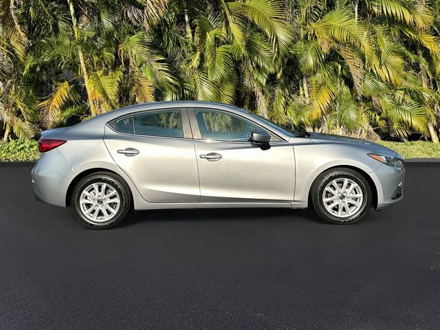 Used 2015 MAZDA MAZDA3 i Touring image 4