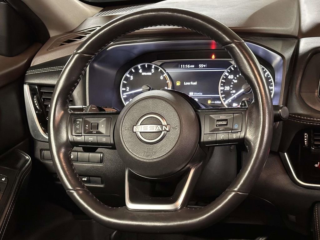 Used 2023 Nissan Rogue SL image 19