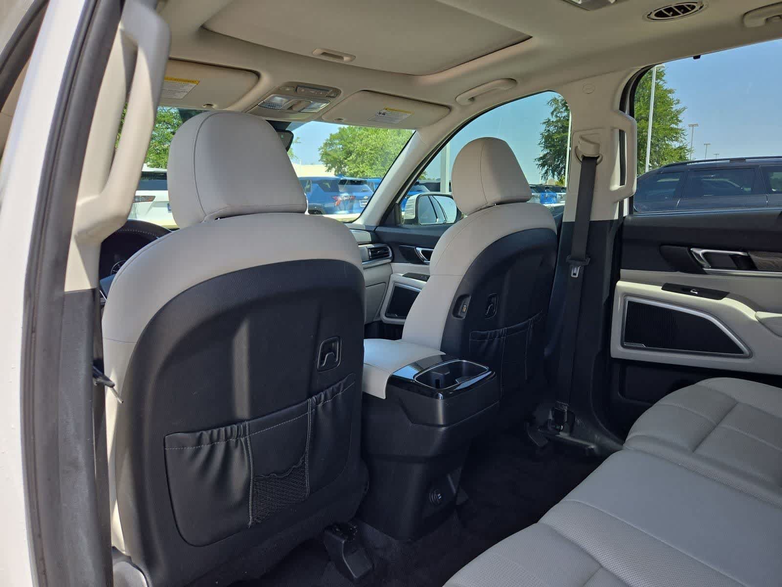 Used 2020 Kia Telluride EX FWD image 16