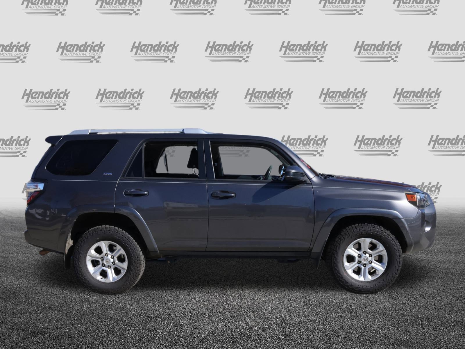 Used 2014 Toyota 4Runner SR5 image 10