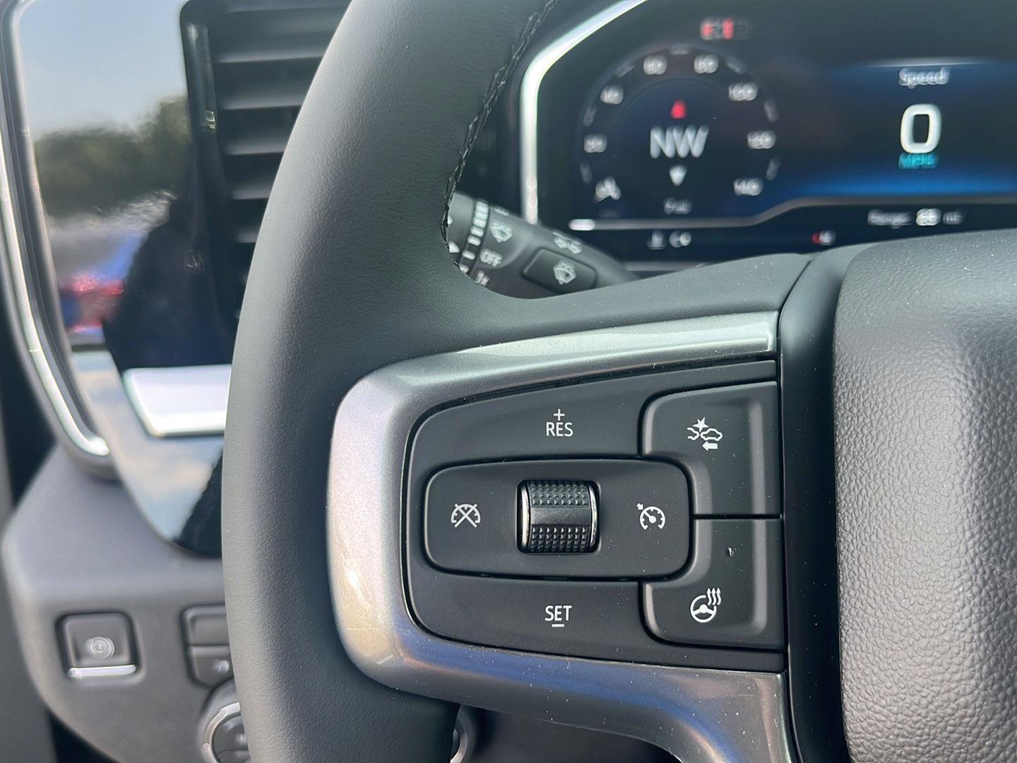 New 2025 Chevrolet Silverado 2500 LT w/ Safety Package image 30