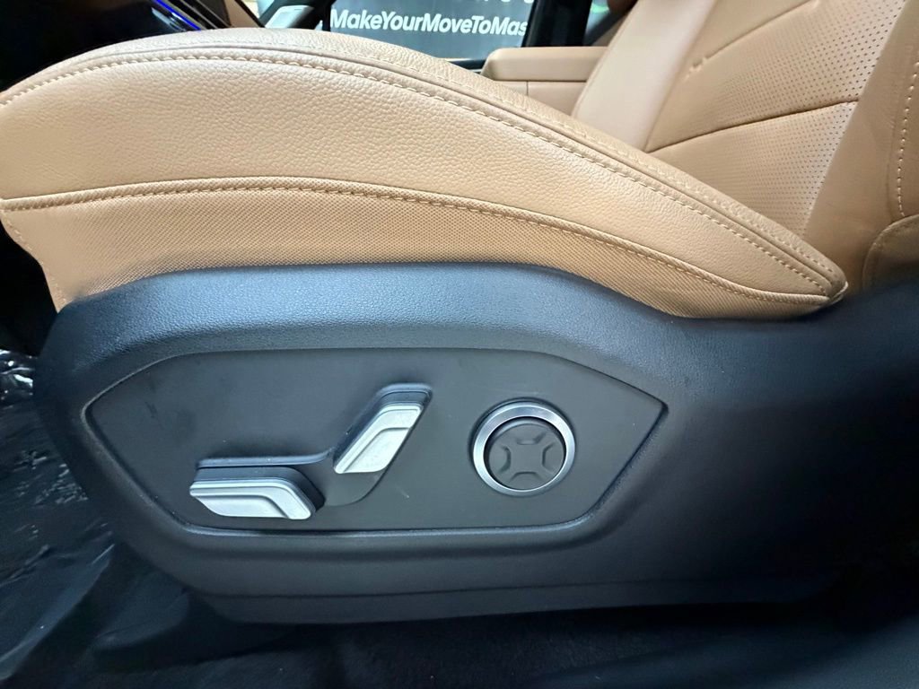 Certified 2025 Hyundai Santa Fe Limited image 26