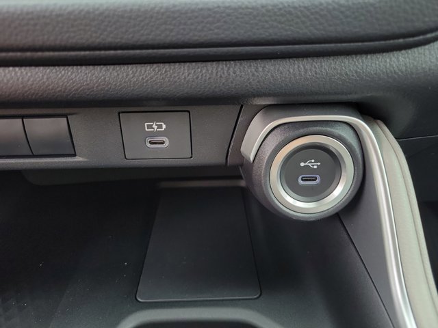 Used 2025 Toyota Grand Highlander FWD image 10