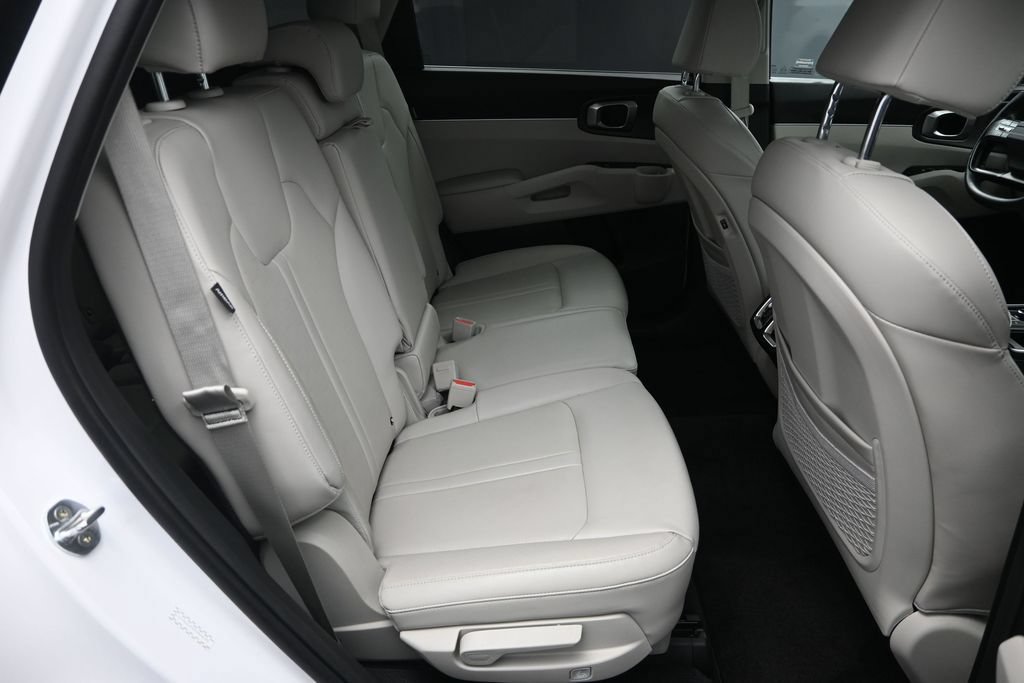 Certified 2026 Kia Sorento S AWD/4WD image 37