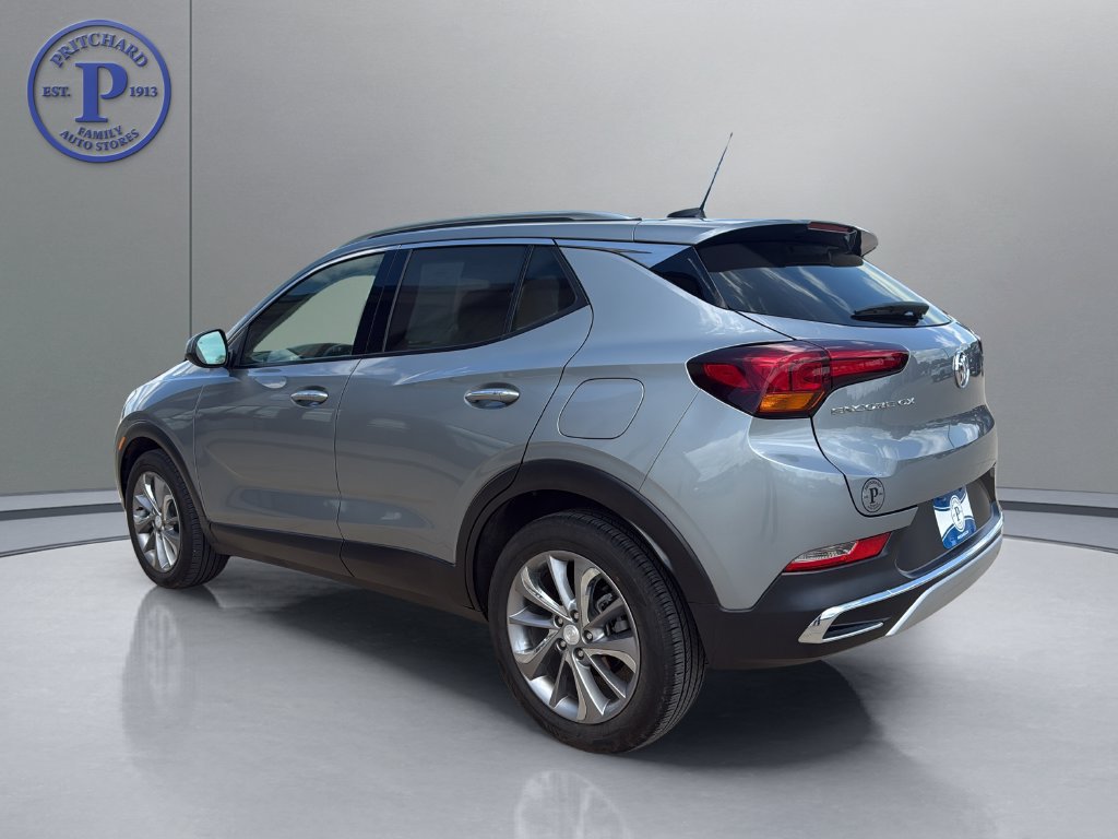Used 2023 Buick Encore GX Essence w/ Experience Buick Package FWD image 5