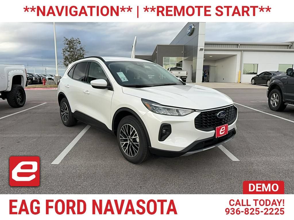 New 2025 Ford Escape SE FWD image 1