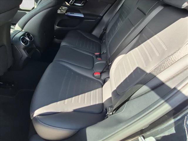 New 2026 Mercedes-Benz GLC 300 4MATIC image 14