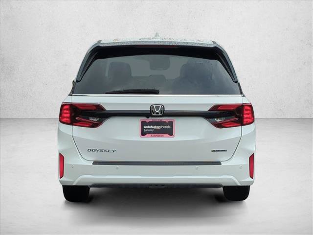New 2027 Honda Odyssey Touring image 8