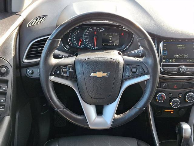 Used 2018 Chevrolet Trax LT w/ LT Convenience Package AWD/4WD image 13