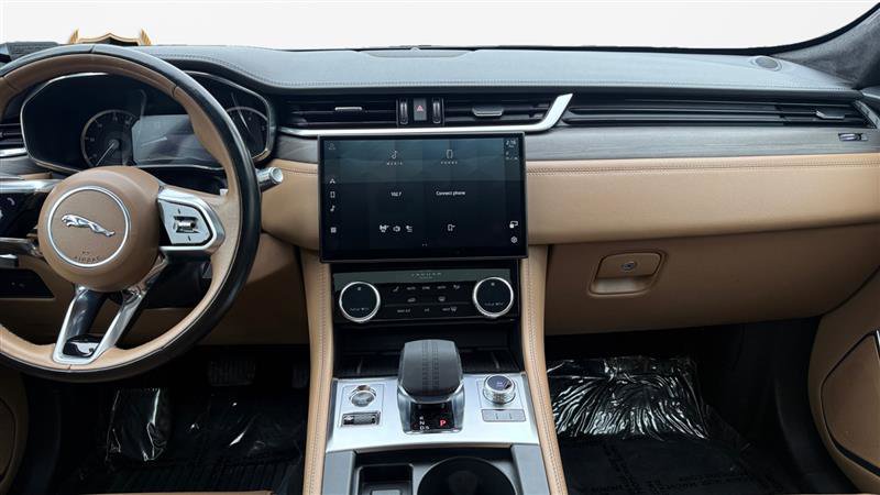 Used 2022 Jaguar F-PACE S AWD/4WD image 15