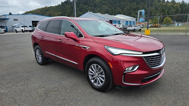 Used 2024 Buick Enclave Premium image 3