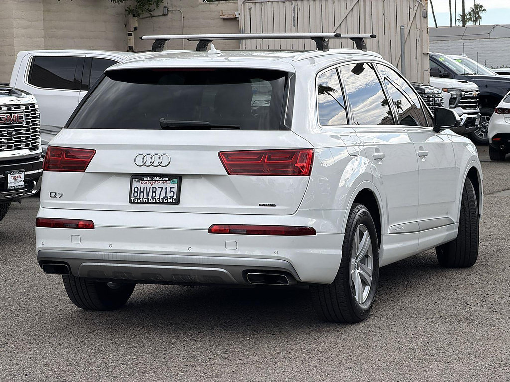 Used 2019 Audi Q7 2.0T Premium w/ Convenience Package AWD/4WD image 5