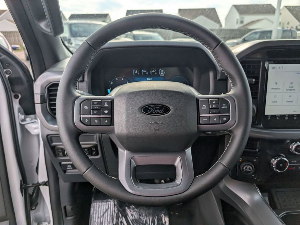 New 2025 Ford F150 XLT w/ Equipment Group 302A MID image 27
