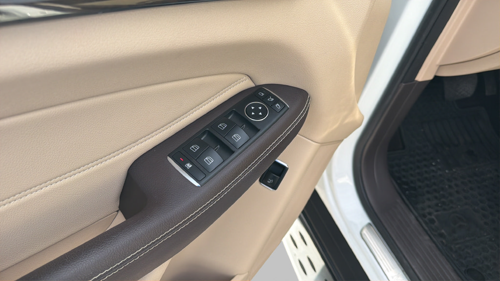 Used 2018 Mercedes-Benz GLE 350 image 10