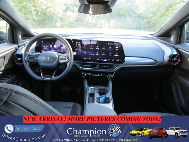 Certified 2025 Chevrolet Equinox EV RS FWD image 10