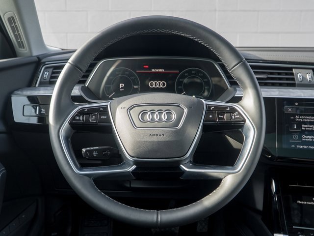 Used 2024 Audi Q8 e-tron Premium Plus w/ Premium Plus Package image 23