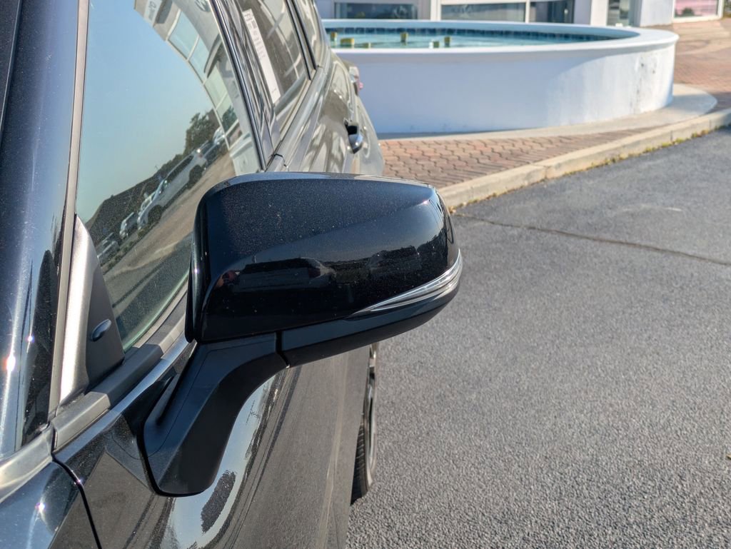 Used 2024 Toyota Highlander XSE image 13