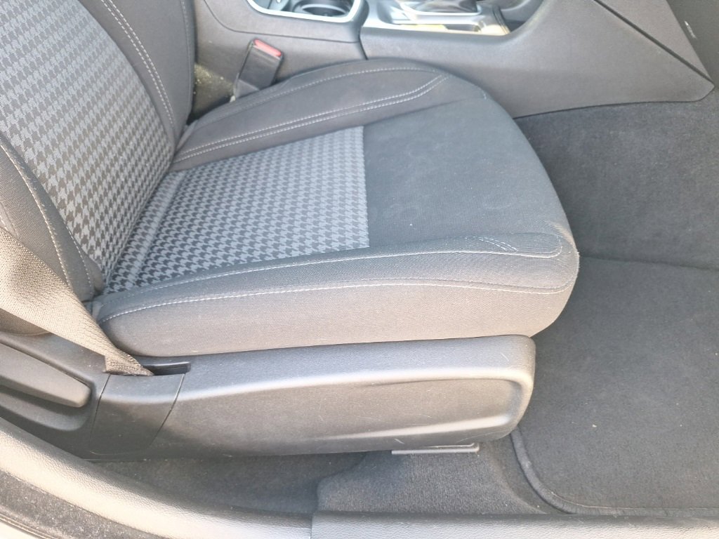 Used 2023 Dodge Charger SXT image 16