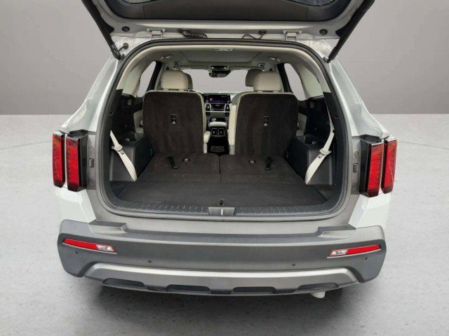 Used 2023 Kia Sorento X-Line EX image 31