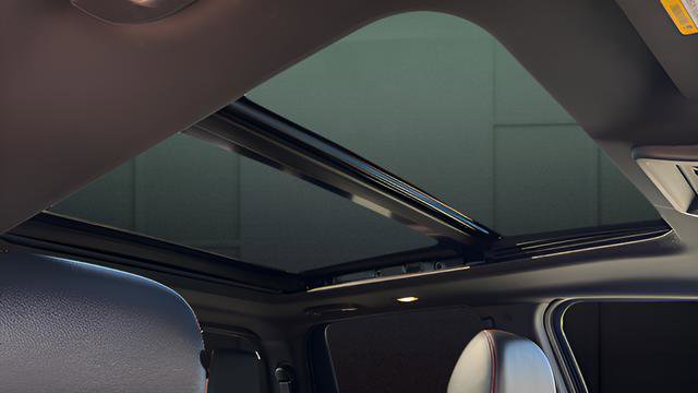 Used 2021 Nissan Titan PRO-4X w/ Pro-4x Convenience Package image 15