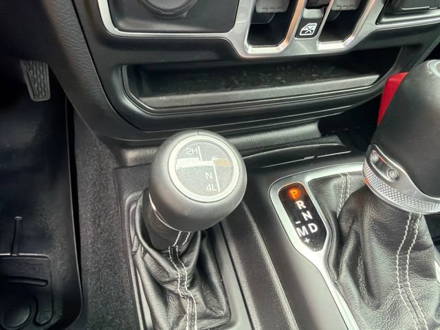 Used 2021 Jeep Gladiator Overland w/ Popular Equipment Package AWD/4WD image 22