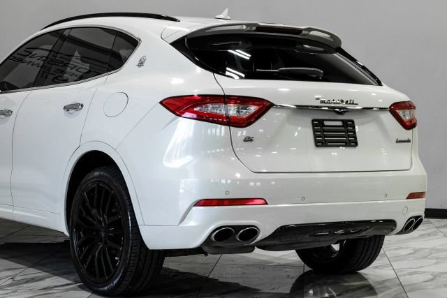 Used 2018 Maserati Levante GranSport AWD/4WD image 14