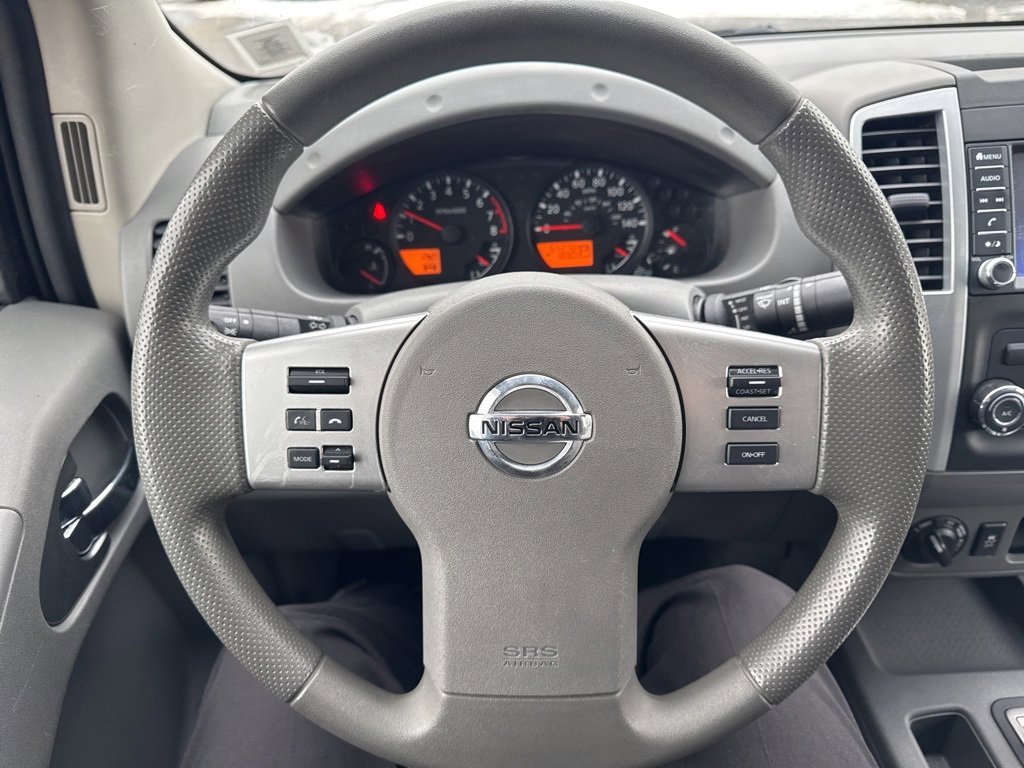 Used 2019 Nissan Frontier SV image 6