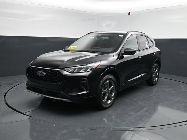 Used 2024 Ford Escape ST-Line AWD/4WD image 4