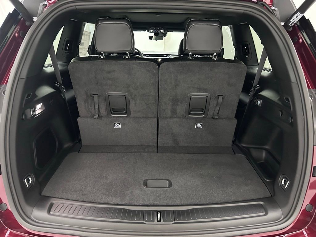 New 2026 Jeep Grand Cherokee L Limited AWD/4WD image 9