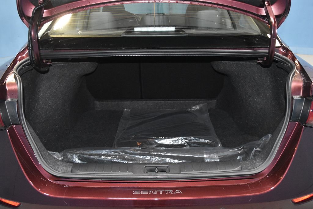 Certified 2024 Nissan Sentra SV image 31