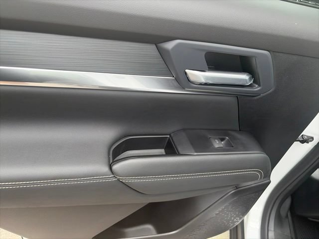 New 2027 GMC Terrain Elevation w/ Elevation Premium Package FWD image 12