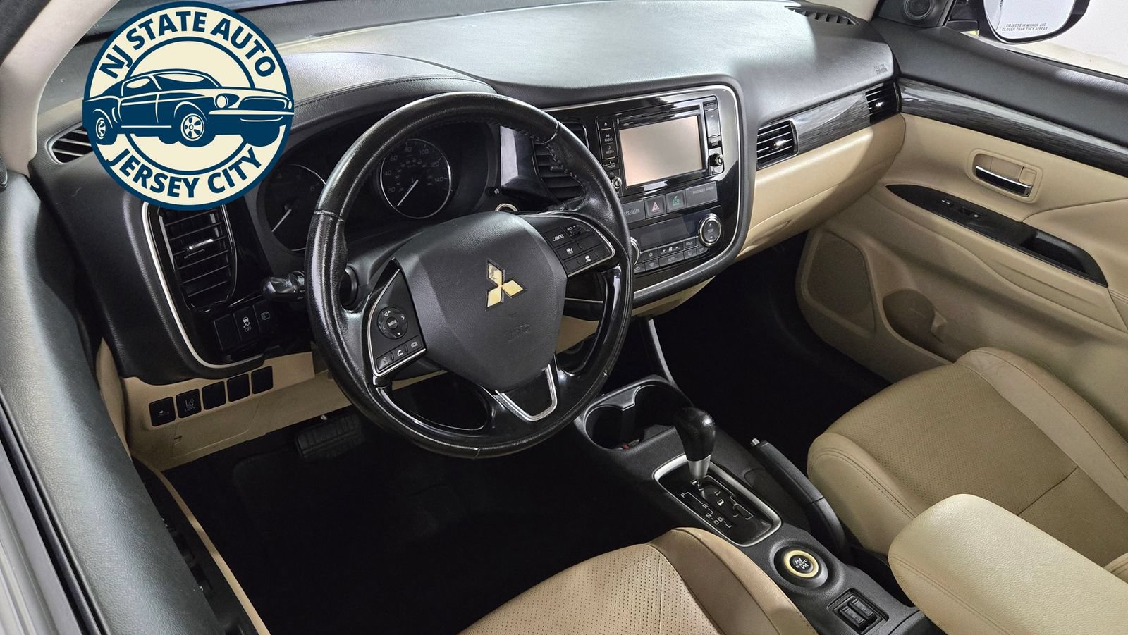Used 2016 Mitsubishi Outlander SEL AWD/4WD image 11