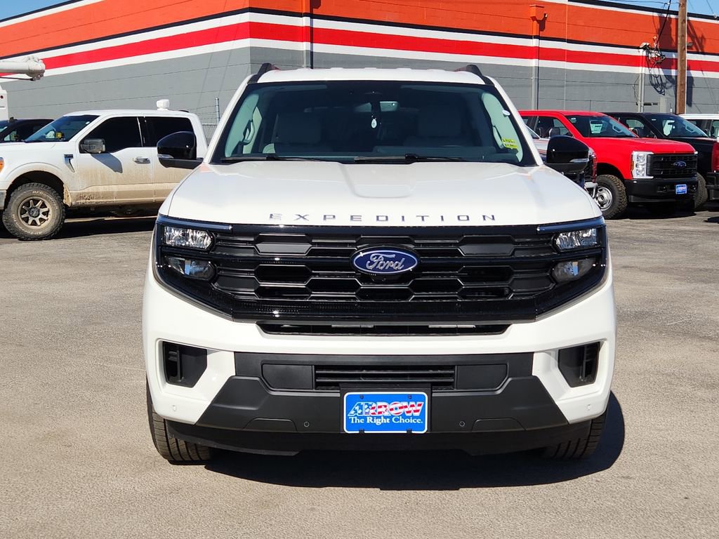 New 2026 Ford Expedition Active image 3
