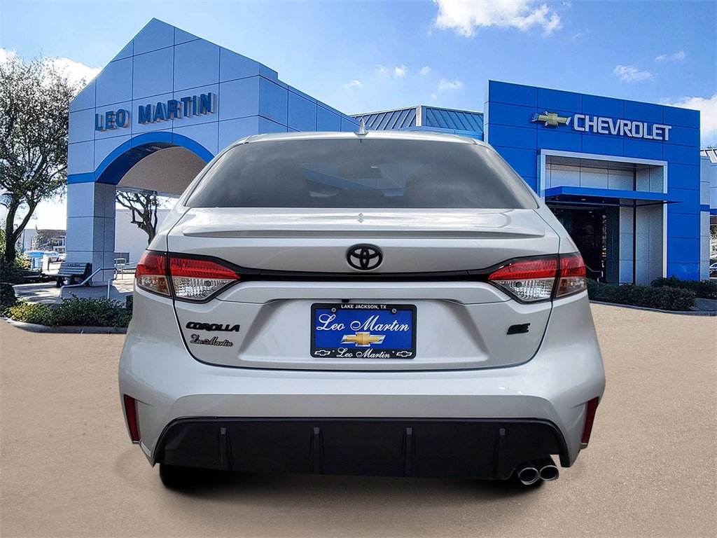 Used 2024 Toyota Corolla SE image 4