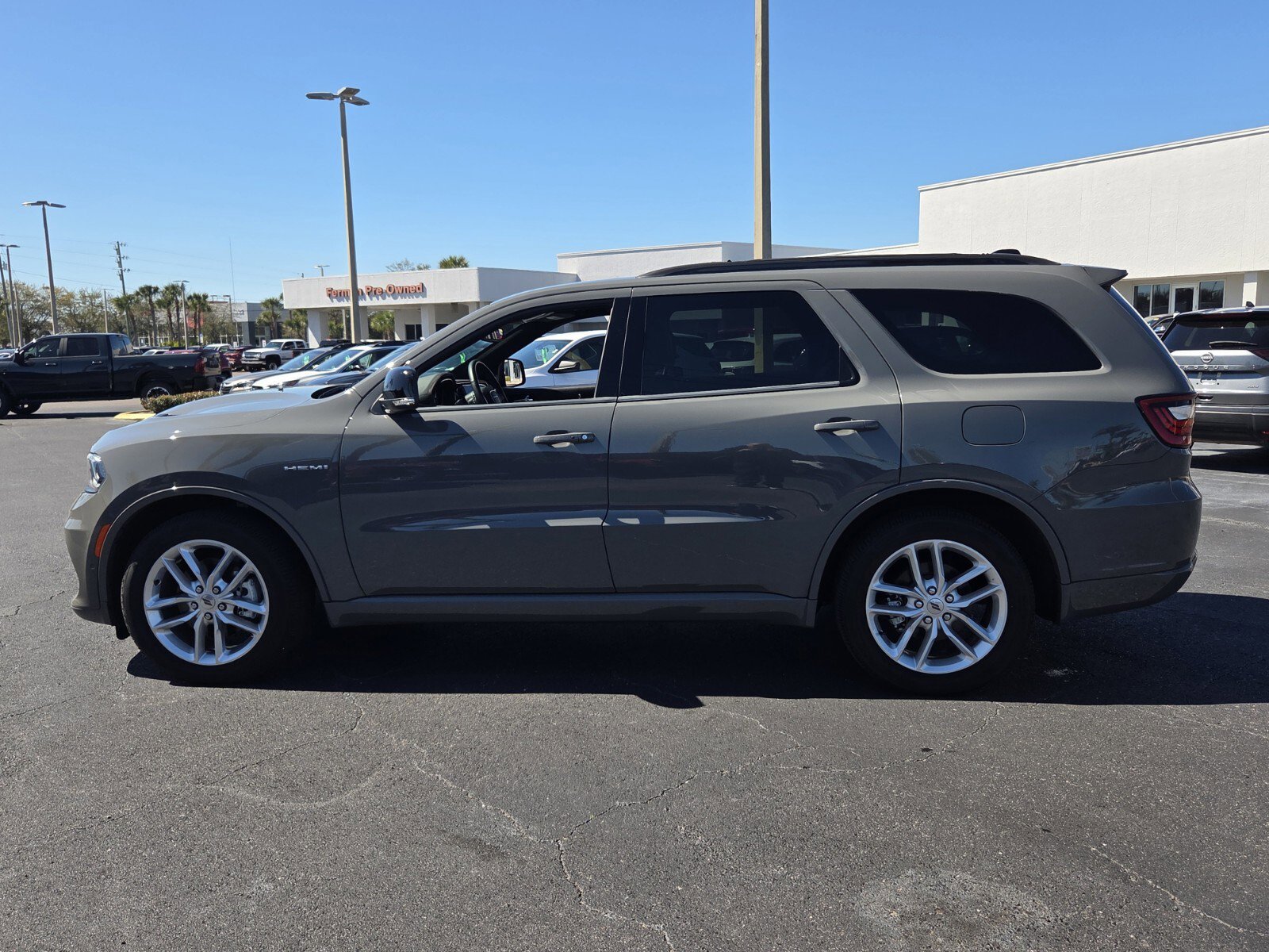 Used 2024 Dodge Durango R/T AWD/4WD image 4