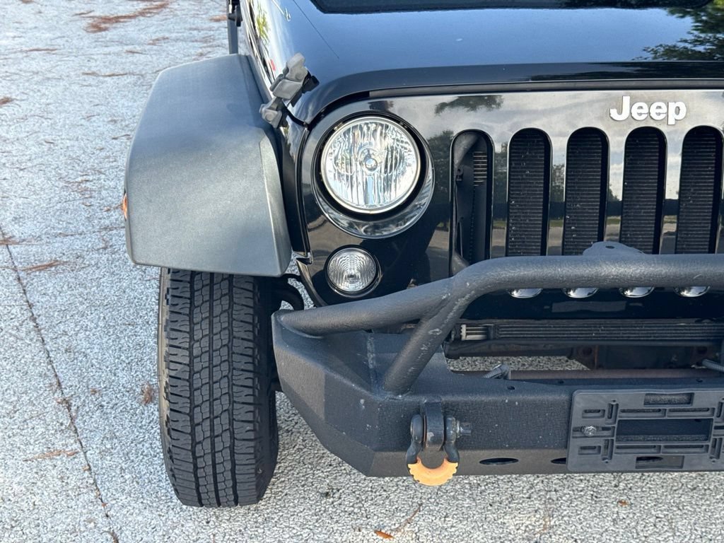 Used 2018 Jeep Wrangler Unlimited Sport AWD/4WD image 31