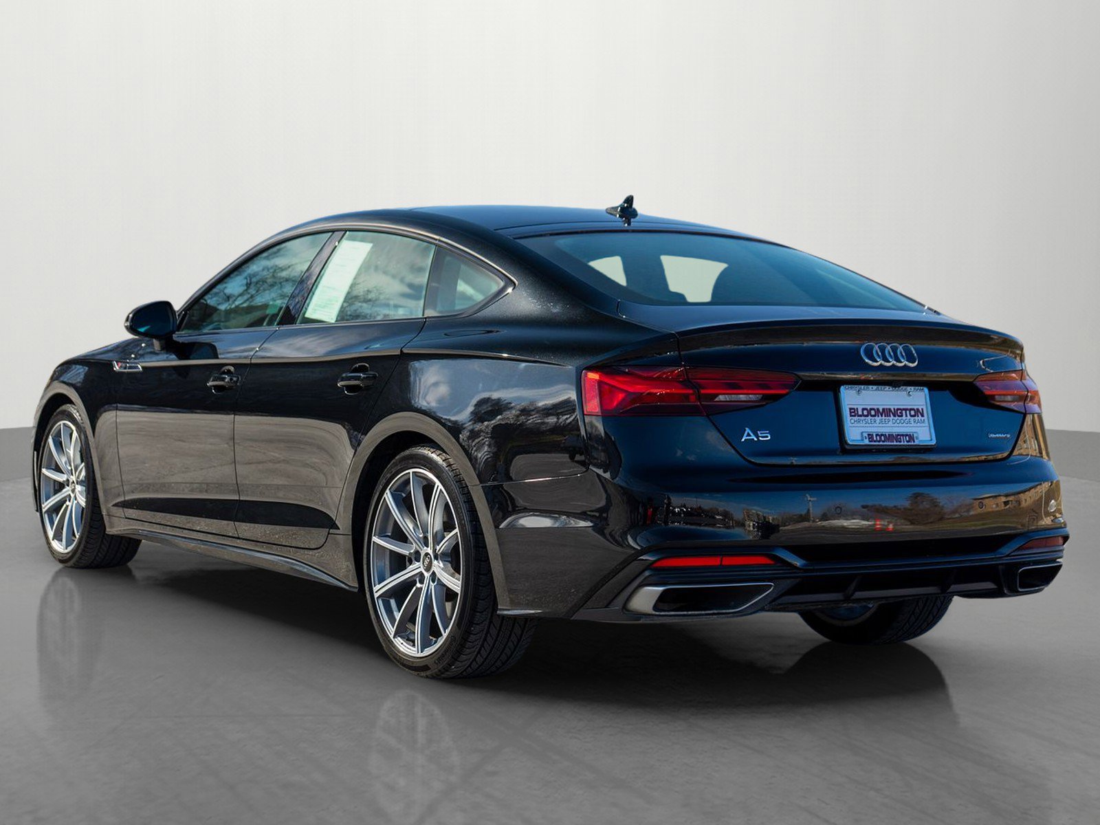 Used 2025 Audi A5 2.0T Premium Plus image 5