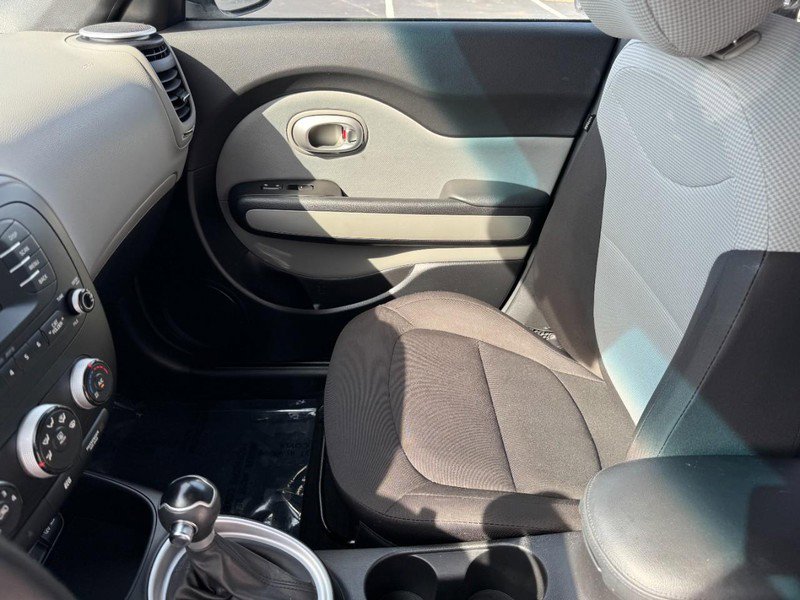 Used 2016 Kia Soul image 13