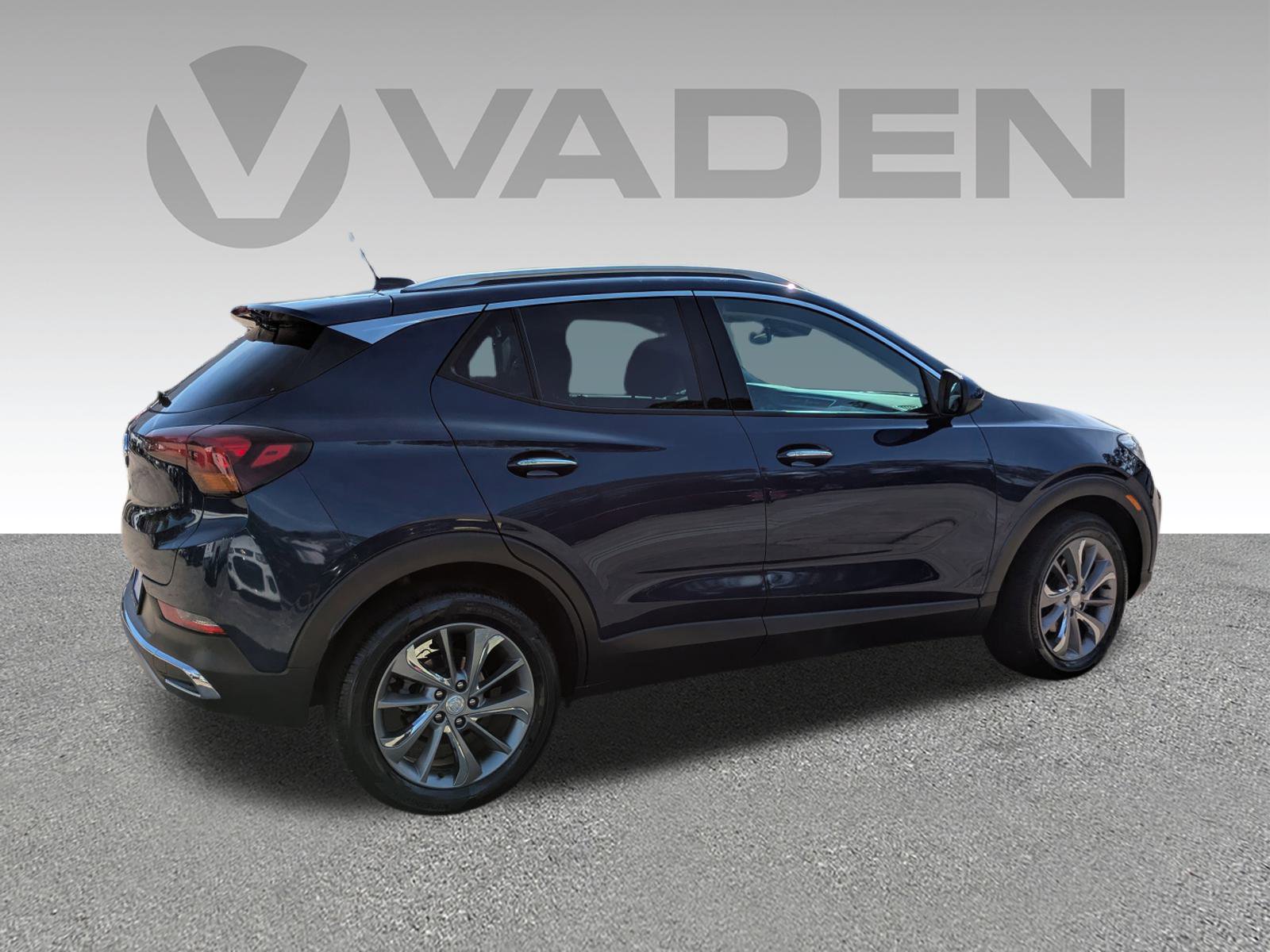 Used 2023 Buick Encore GX Essence w/ Experience Buick Package image 29