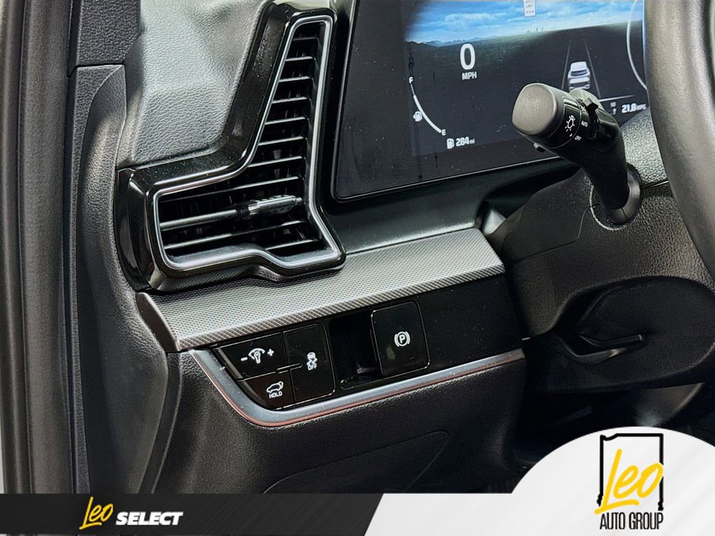 Used 2025 Kia Sportage SX AWD/4WD image 10