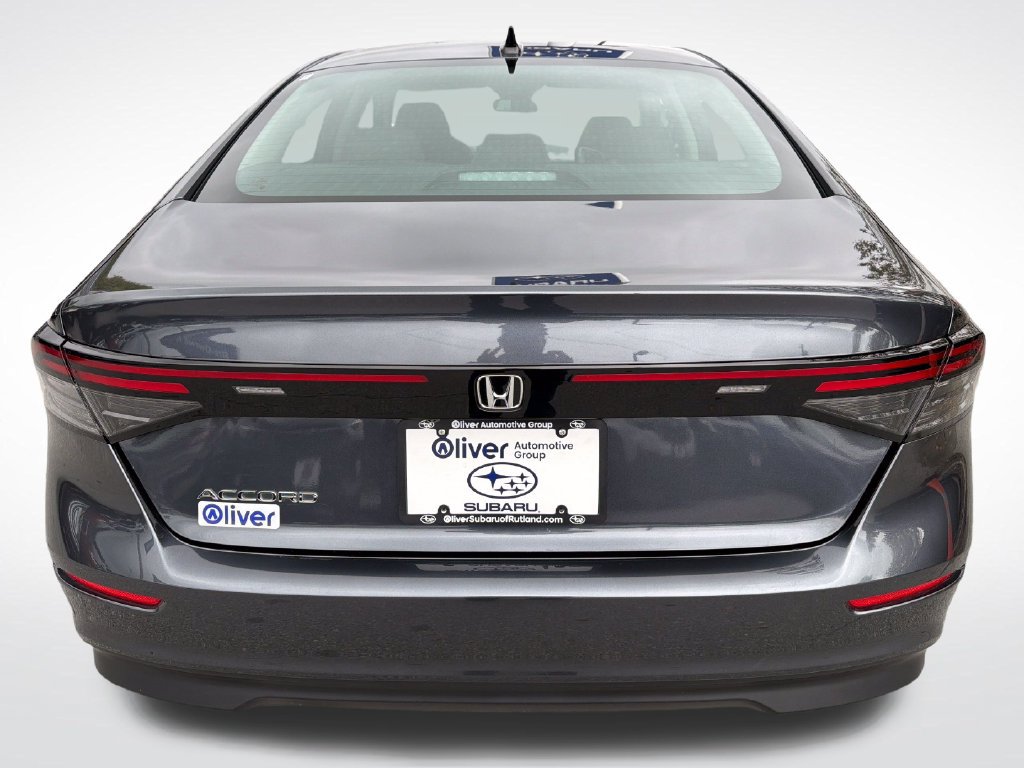 Used 2025 Honda Accord SE image 15