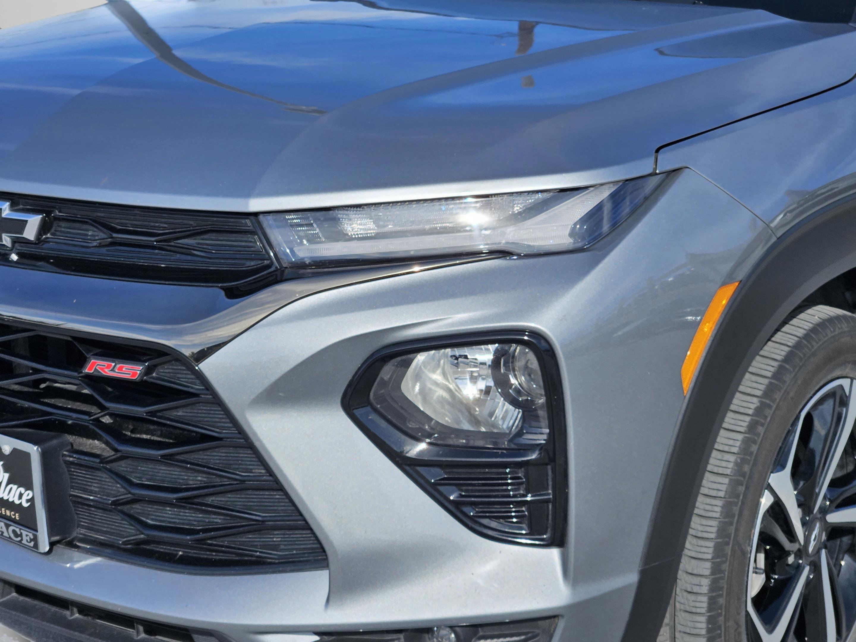 Used 2023 Chevrolet TrailBlazer RS w/ Convenience Package FWD image 9