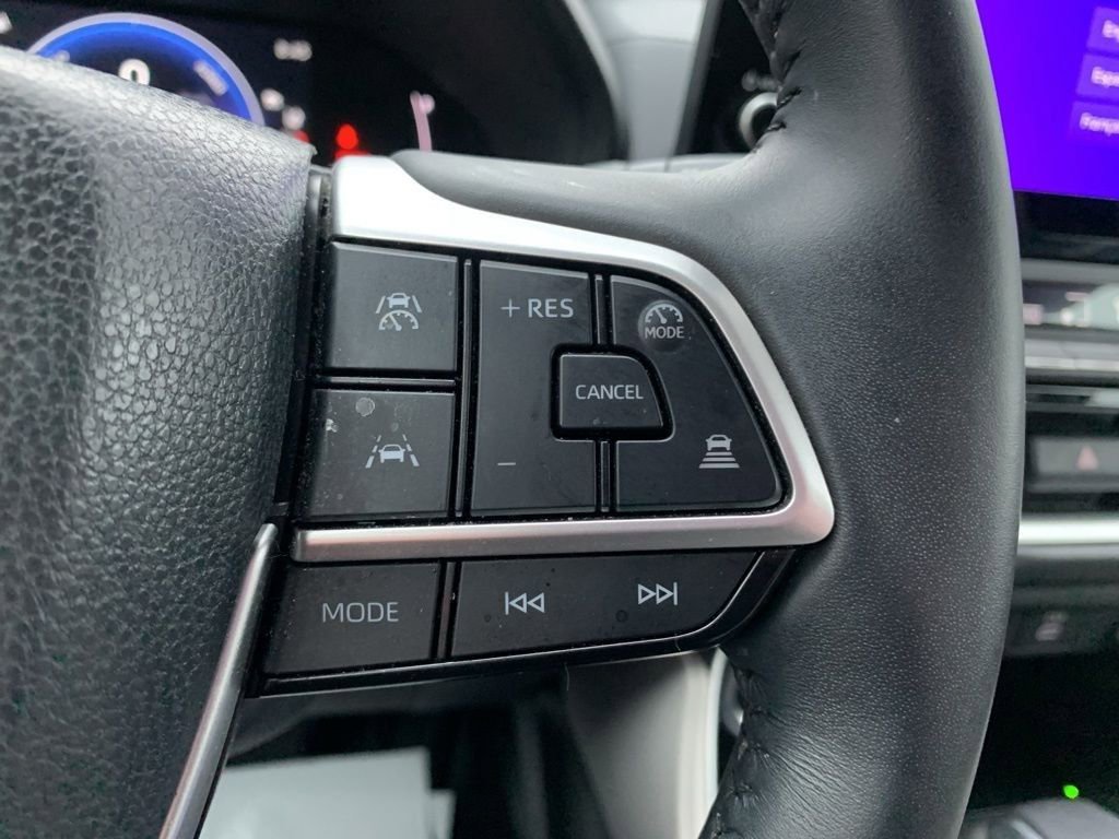 Used 2024 Toyota Grand Highlander XLE image 27