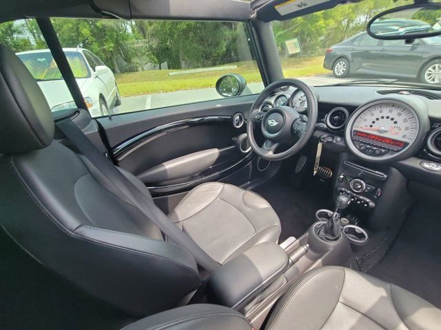 Used 2013 MINI Cooper S image 22