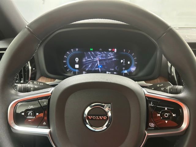 Certified 2023 Volvo S60 B5 Plus w/ Climate Package image 13
